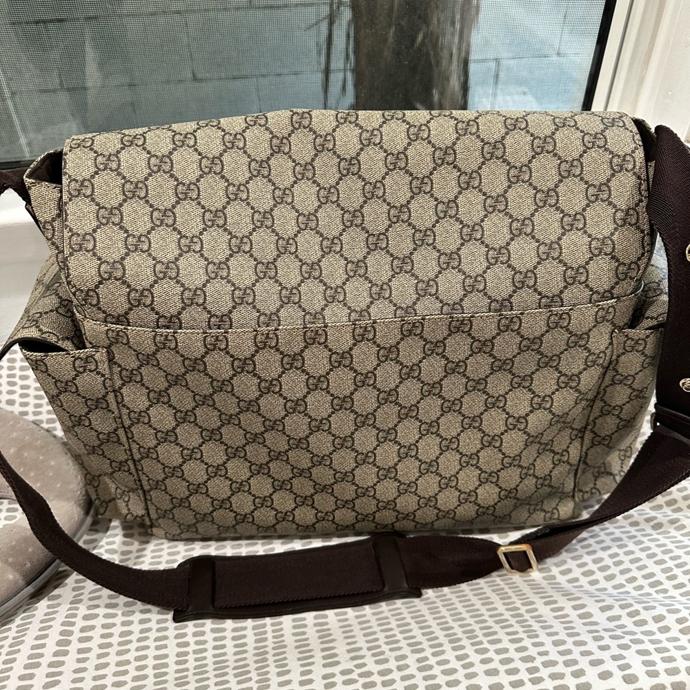 Gucci diaper bag - Picture 4 of 7